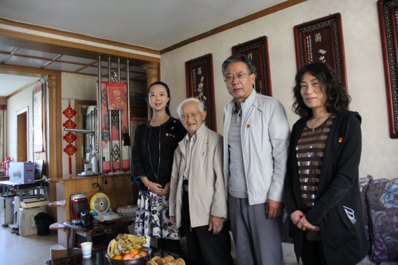 中共青海省第三建筑工程有限公司支部委員會(huì)開展“走訪慰問(wèn)暖人心，紅色精神永傳承”活動(dòng)
